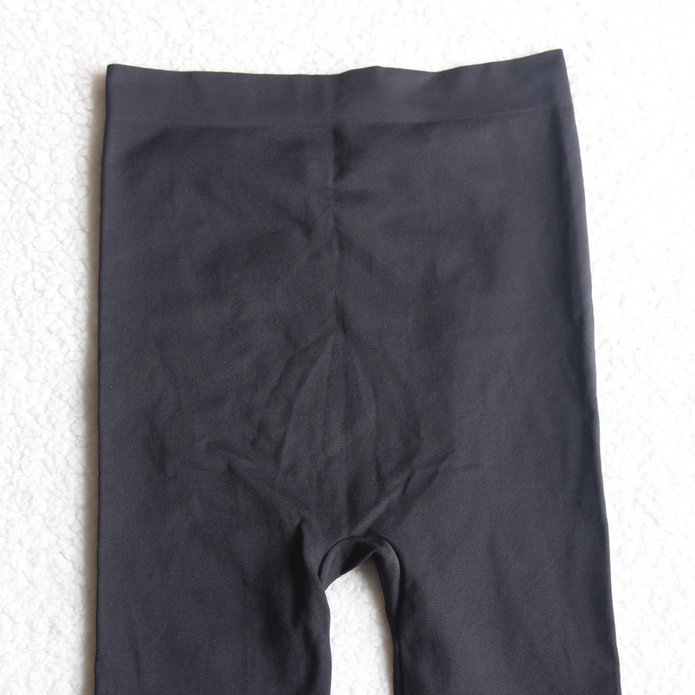 Ingrid & Isabel Seamless Maternity Leggings 6-8 - Picture 4 of 13